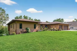 6090 Babcock Trail, Inver Grove Heights, MN 55077 - Photo 39