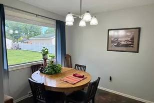 705 S 12th St, Olivia, MN 56277 - Photo 9