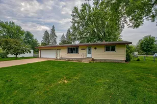 554 N 2nd St, New Richmond, WI 54017 - Photo 1