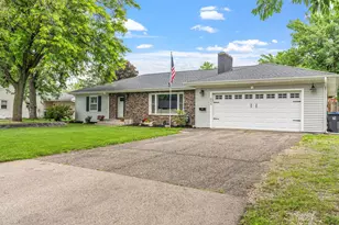 854 Fairfield Rd, New Richmond, WI 54017 - Photo 1