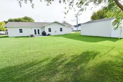 109 E 5th Street, Argyle, MN 56713 - Photo 43