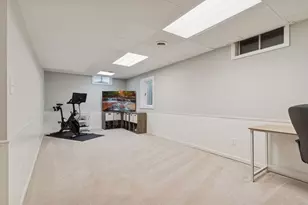 9145 Belvedere Dr, Eden Prairie, MN 55347 - Photo 35