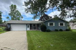 106 Fireside Ct, La Crescent, MN 55947 - Photo 1