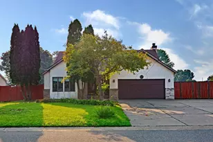 3597 Gershwin Ct N, Oakdale, MN 55128 - Photo 1