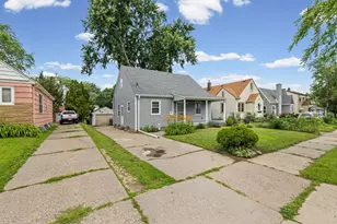 1125 Farrington St, Saint Paul, MN 55117 - Photo 3