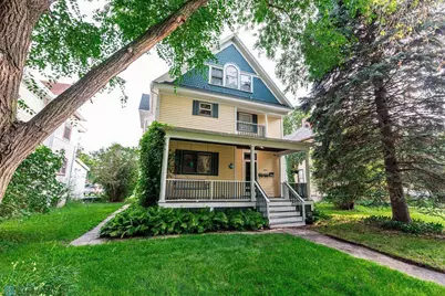 1006 3rd Avenue S, Fargo,  58103 - Photo 1