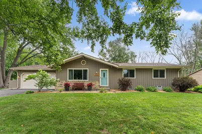 10525 Nesbitt Avenue S, Bloomington, MN 55437 - Photo 1