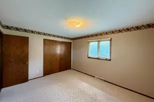 1614 S 27th Ave S, Moorhead, MN 56560 - Photo 9