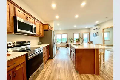 715 Lake Shore Drive NE #201, Bemidji, MN 56601 - Photo 11