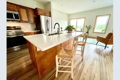 715 Lake Shore Drive NE #201, Bemidji, MN 56601 - Photo 9