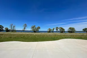 715 Lake Shore Dr NE, Bemidji, MN 56601 - Photo 29