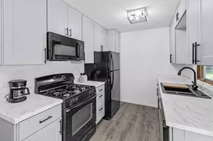 6678 166th St W, Lakeville, MN 55068 - Photo 5