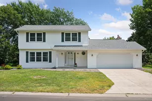 1834 Howell Street N, Falcon Heights, MN 55113 - Photo 1