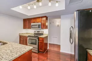 6105 Lincoln Dr, Edina, MN 55436 - Photo 3