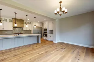4044 Merriam Rd, Minnetonka, MN 55305 - Photo 5
