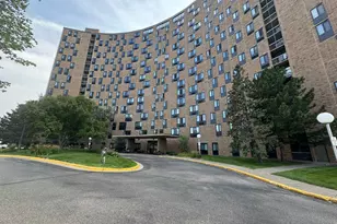 1181 Edgcumbe Rd, Saint Paul, MN 55105 - Photo 1