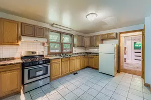 741 Jessamine Ave E, Saint Paul, MN 55106 - Photo 9