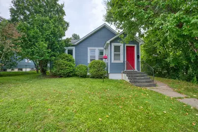 1126 Lincoln Avenue, Eveleth, MN 55734 - Photo 1