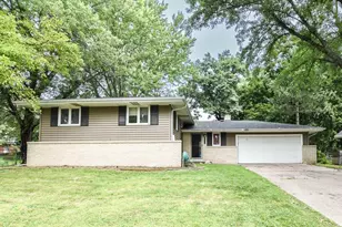 6016 Birchwood Rd, Woodbury, MN 55125 - Photo 1