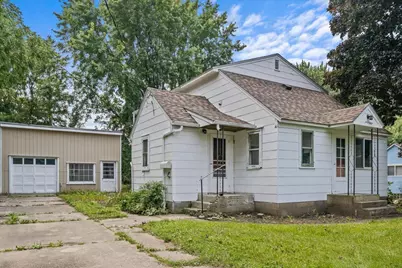 2114 5th Avenue NE, Austin, MN 55912 - Photo 1