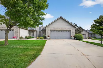 1129 Essex Parkway NW, Rochester, MN 55901 - Photo 1