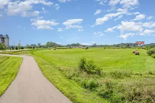 13472 W Freeway Dr, Columbus, MN 55038 - Photo 27