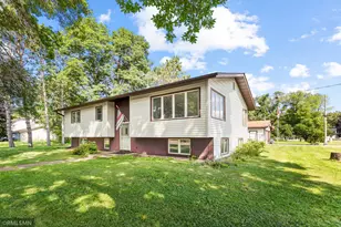 425 W 2nd St, Rush City, MN 55069 - Photo 1