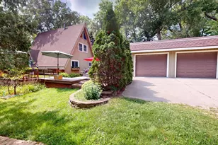 1010 W Richway Dr, Albert Lea, MN 56007 - Photo 1