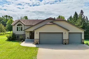 1802 37th St S, Saint Cloud, MN 56301 - Photo 1