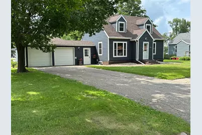 310 S Oak Street, Hendricks, MN 56136 - Photo 1