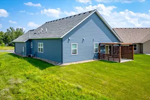 182 Sandpiper Cir, Hastings, MN 55033 - Photo 25