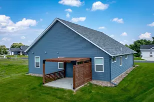 182 Sandpiper Cir, Hastings, MN 55033 - Photo 23