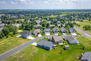 182 Sandpiper Cir, Hastings, MN 55033 - Photo 33