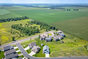 182 Sandpiper Cir, Hastings, MN 55033 - Photo 27