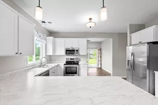 182 Sandpiper Cir, Hastings, MN 55033 - Photo 9