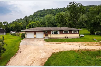 11512 County 4, Yucatan Twp, MN 55943 - Photo 1