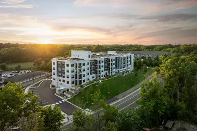 1875 E Shore Drive #305, Maplewood, MN 55109 - Photo 1