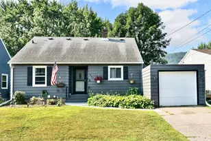 1067 Gilmore Ave, Winona, MN 55987 - Photo 1