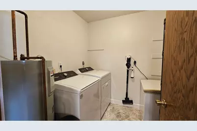 1210 Long Avenue #202, Detroit Lakes, MN 56501 - Photo 19