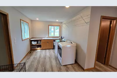 84237 State Highway 251, Hollandale, MN 56045 - Photo 17