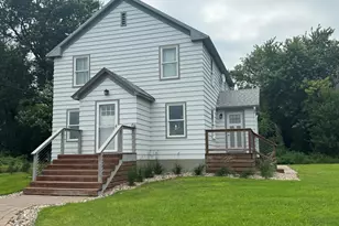 25276 810th Ave, Renville, MN 56284 - Photo 1