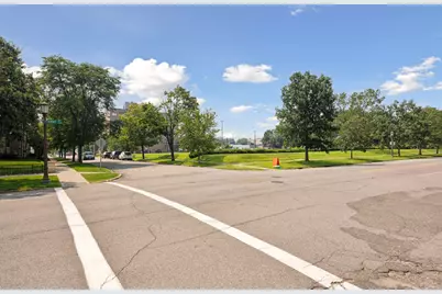 750 Summit Avenue, Saint Paul, MN 55105 - Photo 13