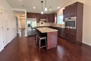 853 Aurora Cir, Red Wing, MN 55066 - Photo 5