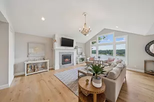 621 Mallalieu Dr, Hudson, WI 54016 - Photo 11