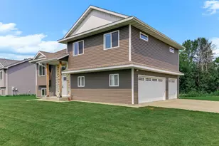 475 Bryant Street E, Rush City, MN 55069 - Photo 1