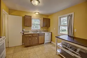 1964 4th St E, Saint Paul, MN 55119 - Photo 7