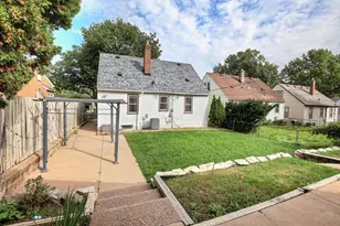 1964 4th St E, Saint Paul, MN 55119 - Photo 21