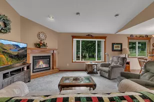 348 Jefferson Ln, Saint Joseph, MN 56374 - Photo 9