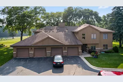 1900 Lakeview Court SW #201, Rochester, MN 55902 - Photo 1