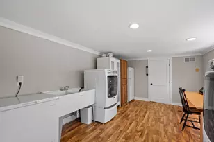1812 Oakview Ln N, Plymouth, MN 55441 - Photo 31